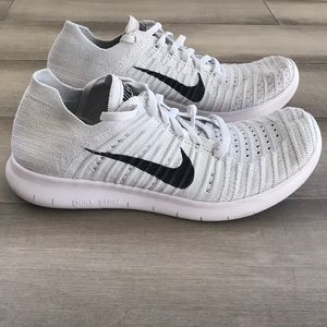 Nike Free RN Flyknit Size 7